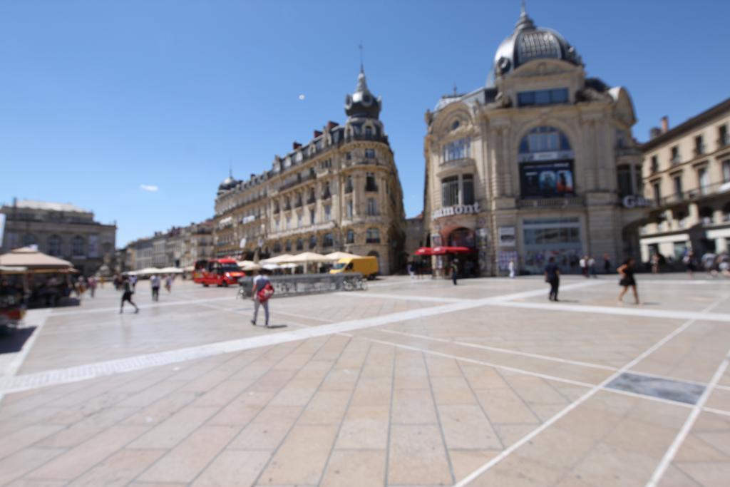 Montcalm Climatise En Plein Ecusson Montpellier Exterior foto