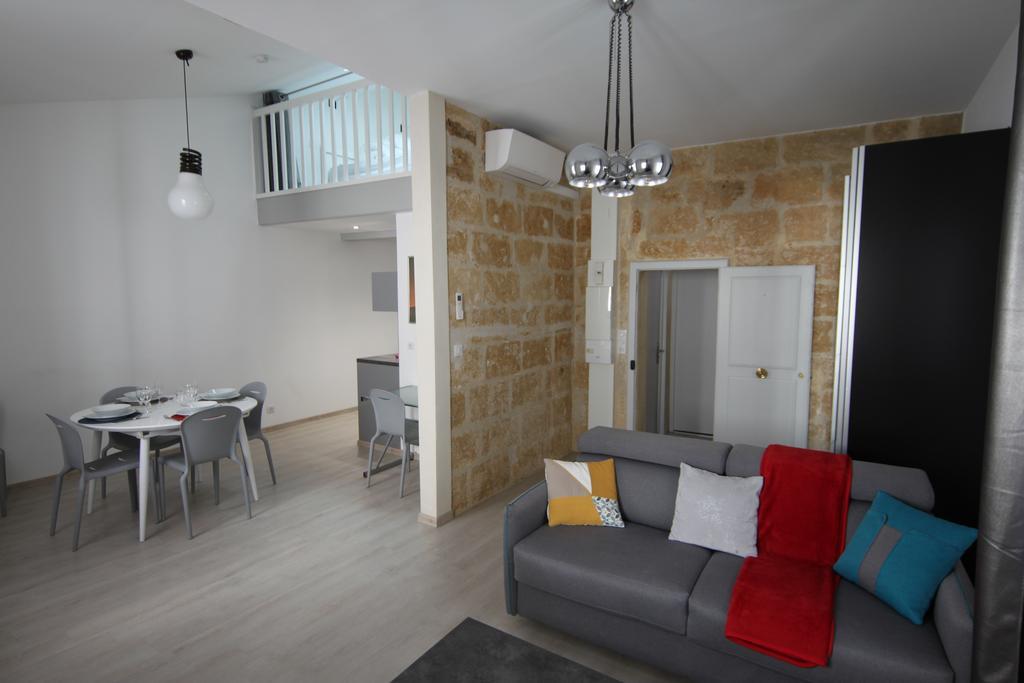 Montcalm Climatise En Plein Ecusson Montpellier Exterior foto