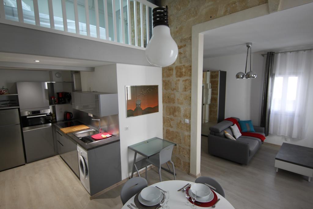 Montcalm Climatise En Plein Ecusson Montpellier Exterior foto